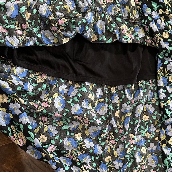 Moon River Floral Dress - Black and Blue - Picture 7 of 7